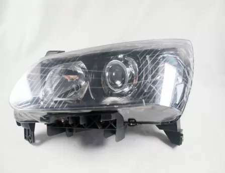 Headlight Left Hatchback Black Bottom