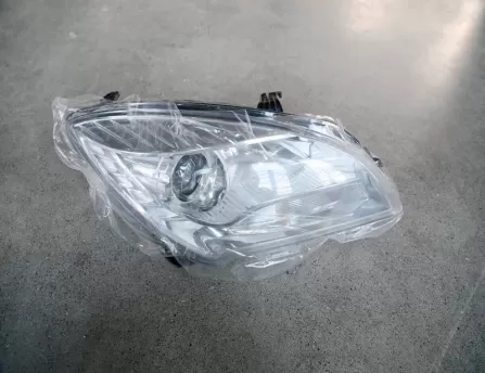 Headlight Right S101 CS35