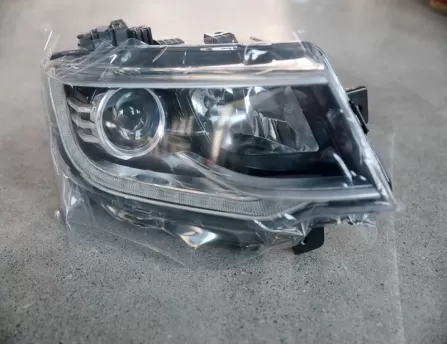 Headlight right low