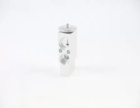 Air conditioner expansion valve S101