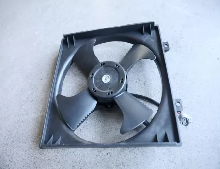 Water tank electronic fan